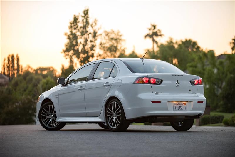 2017 Mitsubishi Lancer