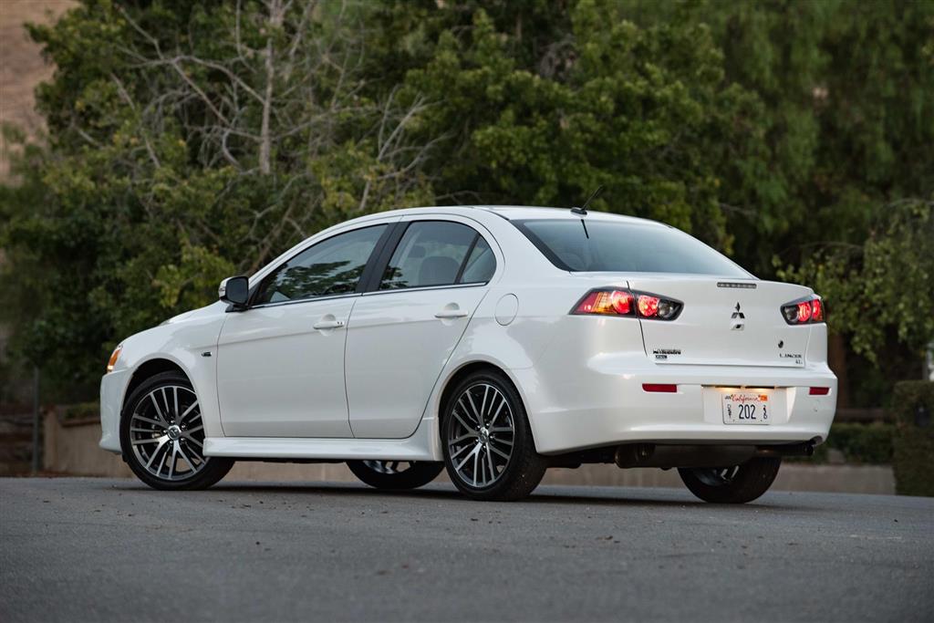 2017 Mitsubishi Lancer