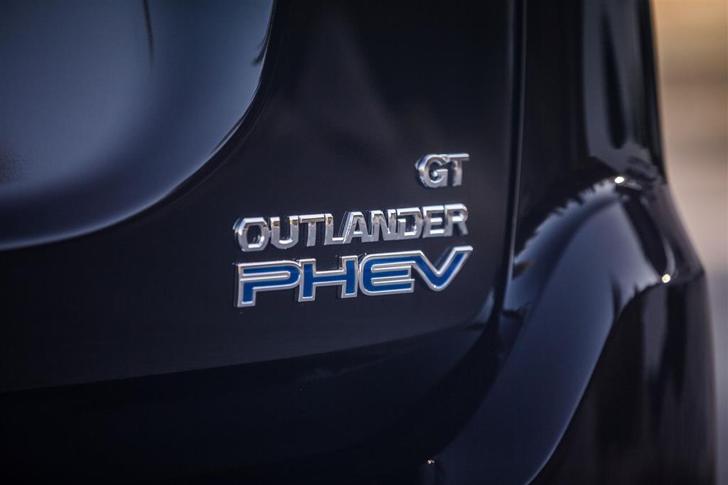 2018 Mitsubishi Outlander PHEV