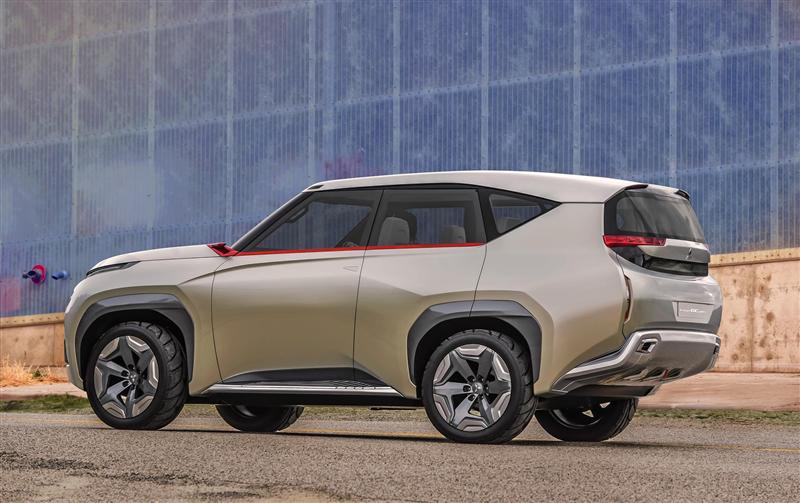 2015 Mitsubishi Concept GC-PHEV