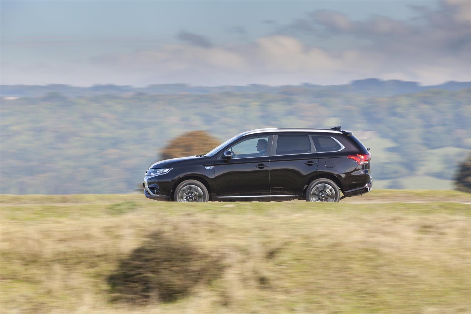 2017 Mitsubishi Outlander PHEV Juro