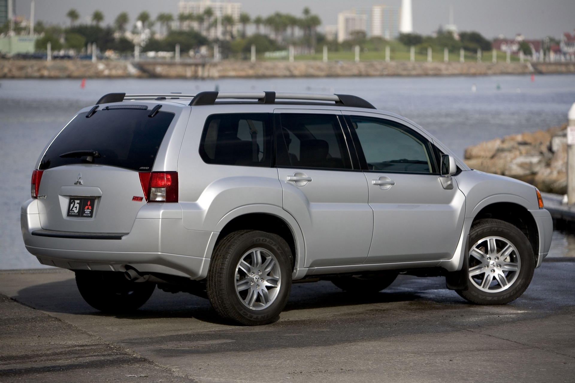 2008 Mitsubishi Endeavor