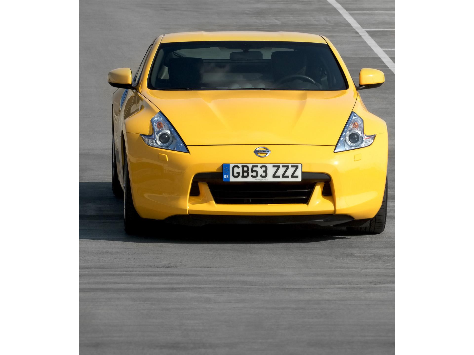 2010 Nissan 370Z Yellow Edition