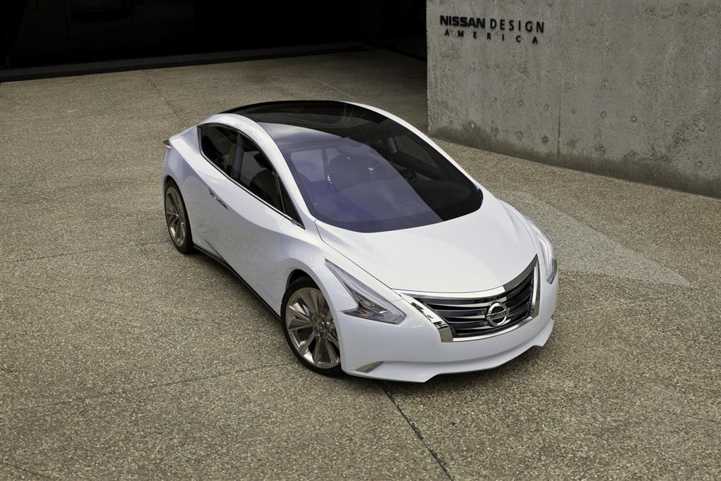 2011 Nissan Ellure Concept