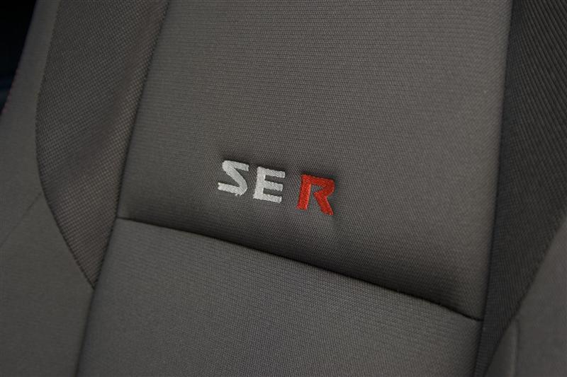 2012 Nissan Sentra SE-R