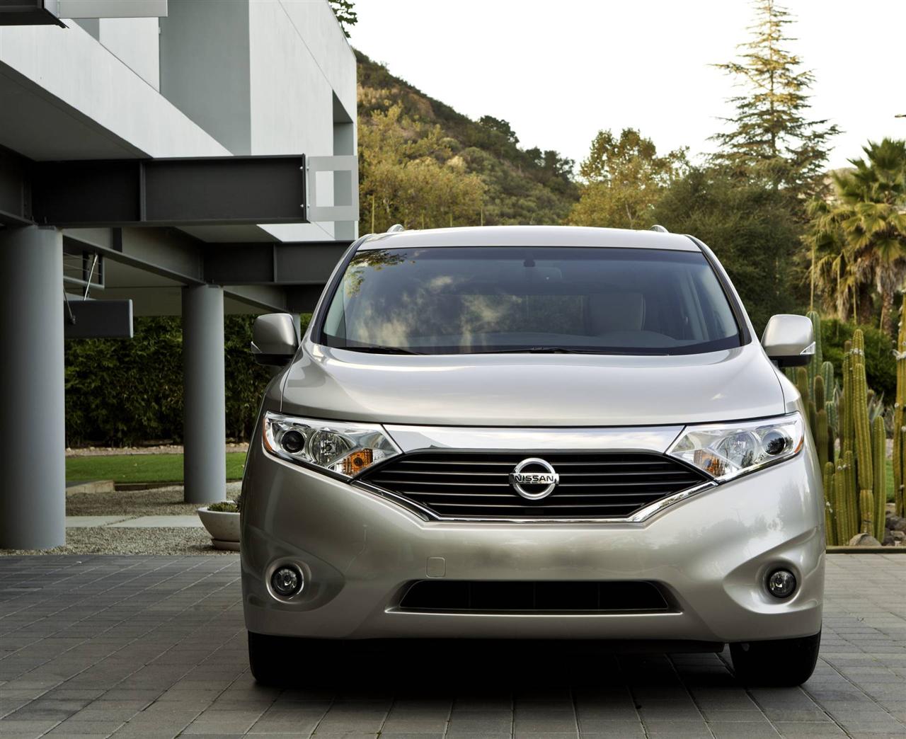 2013 Nissan Quest Pictures