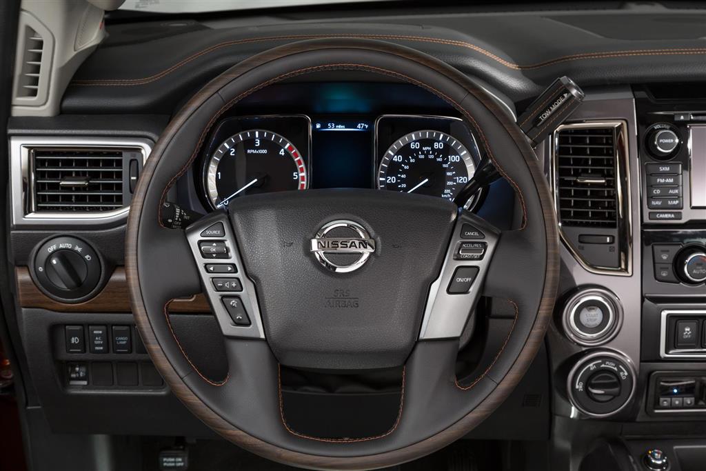 2016 Nissan Titan