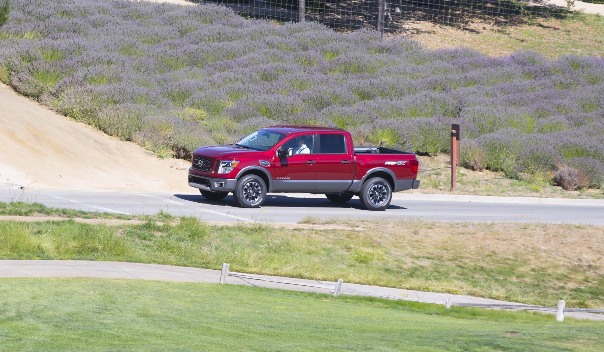 2017 Nissan Titan