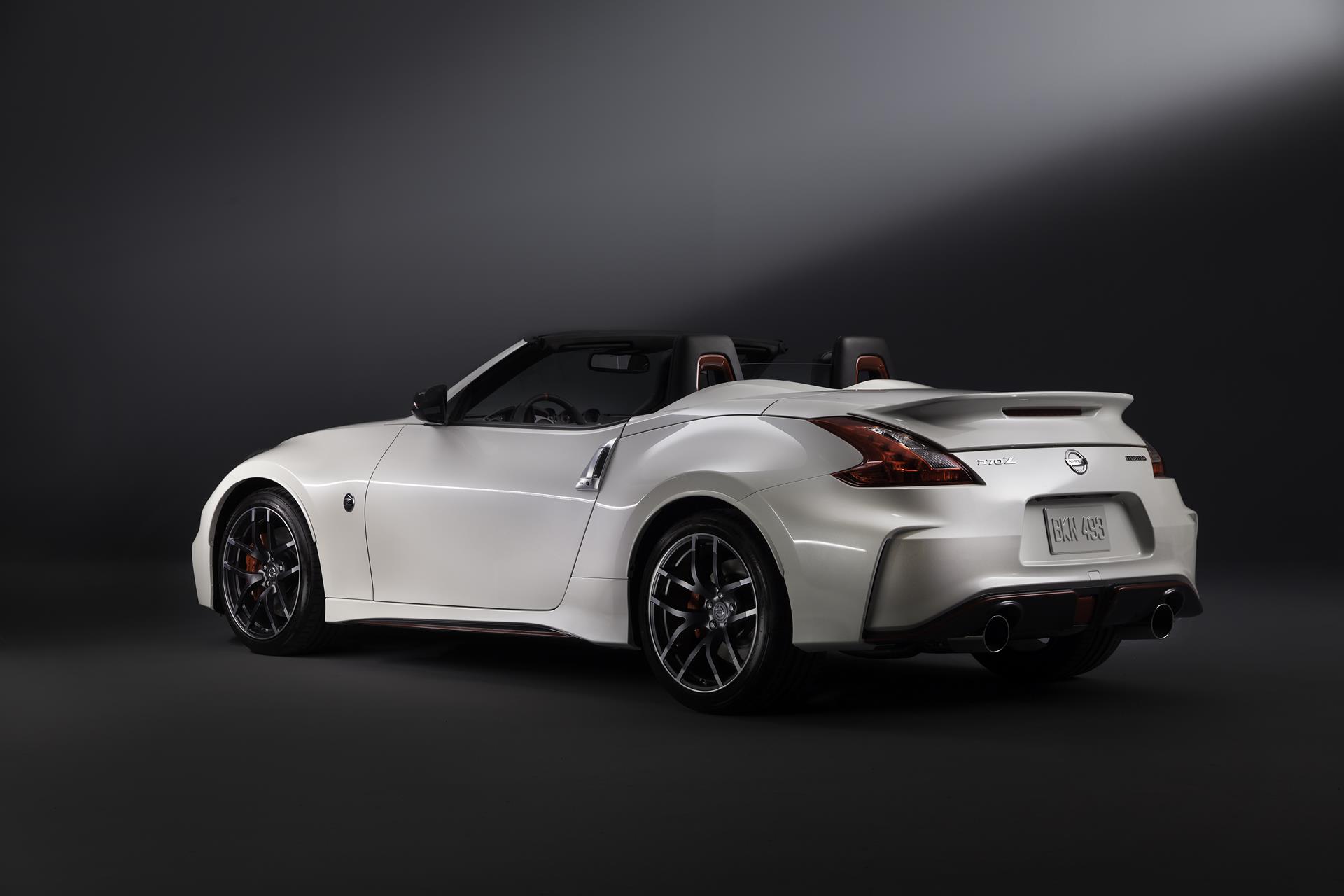 2015 Nissan 370Z NISMO Roadster Concept
