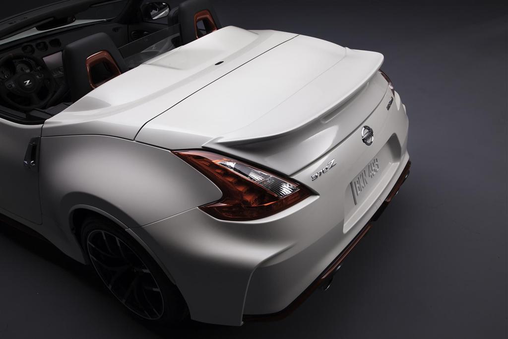 2015 Nissan 370Z NISMO Roadster Concept