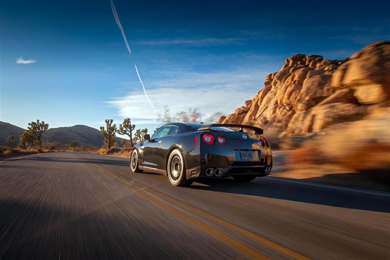 2014 Nissan GT-R