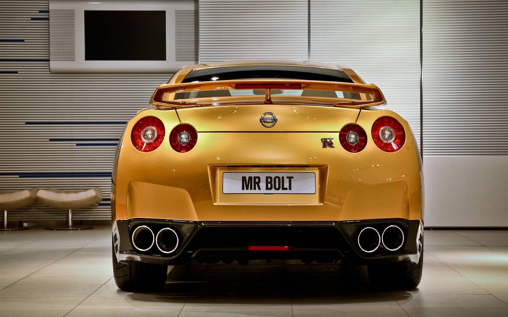 2013 Nissan GT-R Bolt-Performance