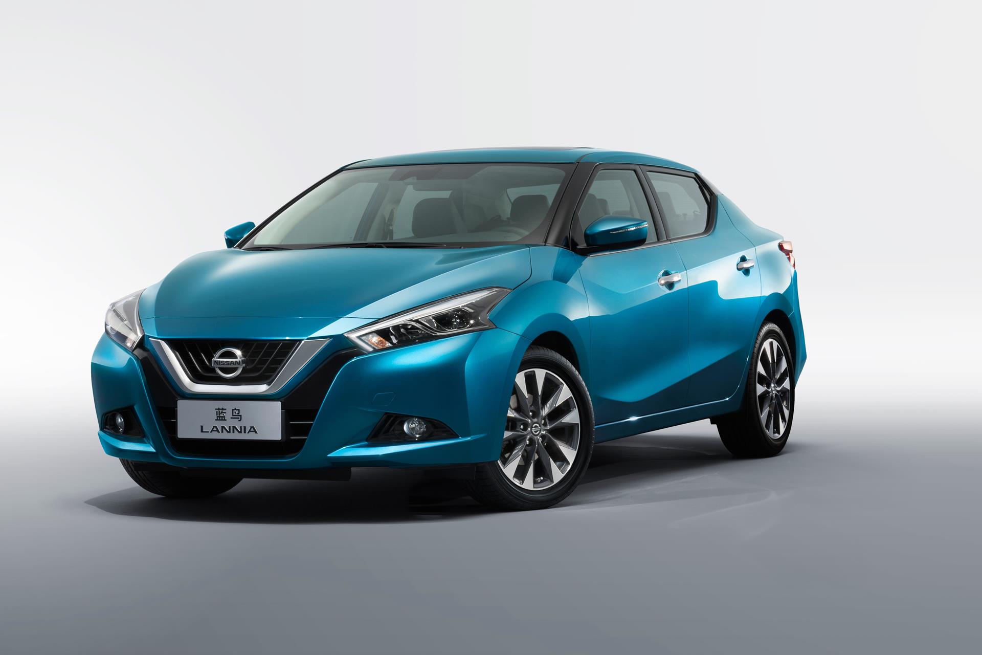 2015 Nissan Lannia