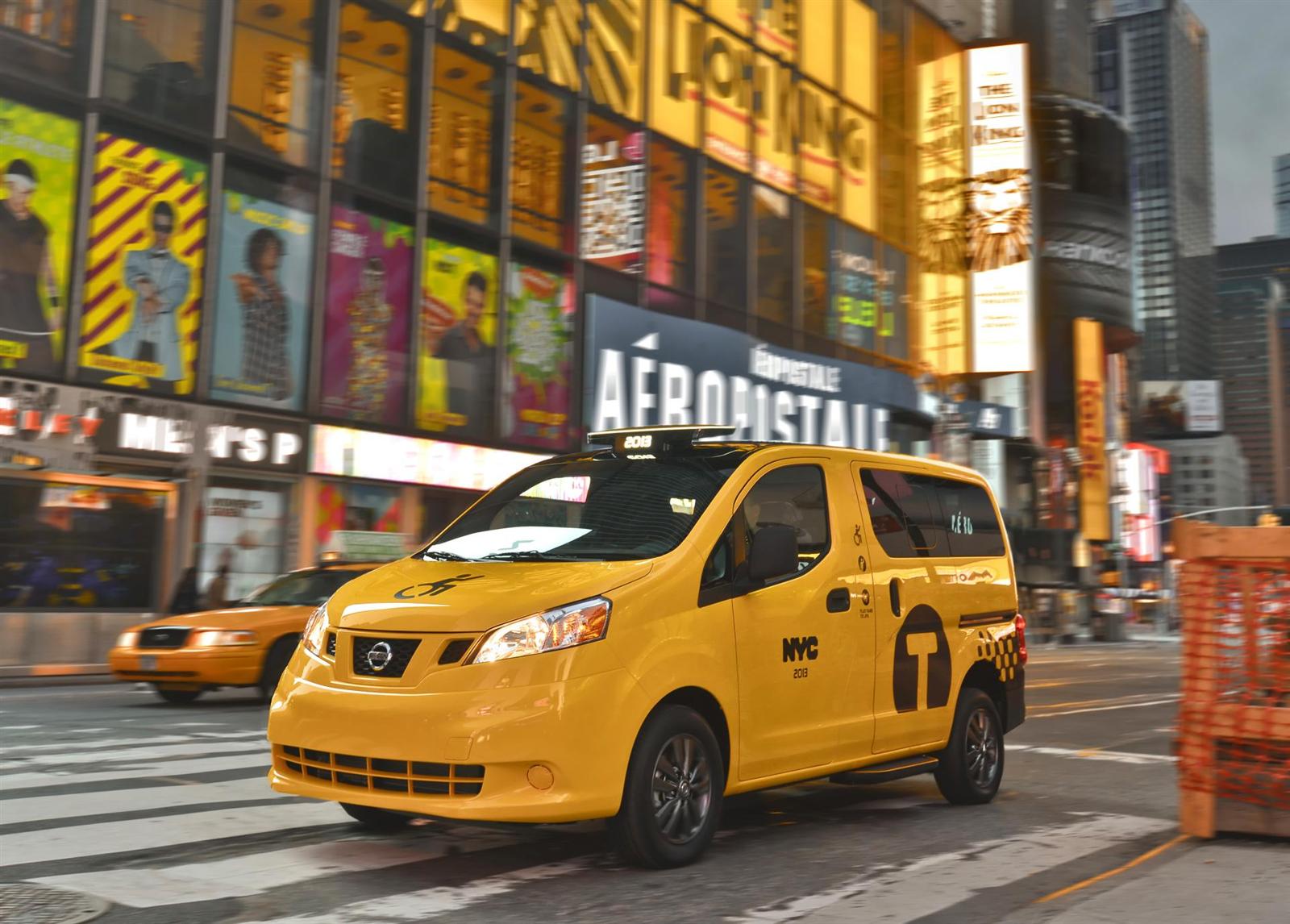 Купить желтое такси. Nv200 Taxi. Nissan nv200 такси. Ниссан нв 200 такси. Ниссан np200 такси Нью Йорк.