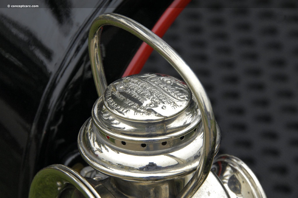 1902 Oldsmobile Model R Curved Dash