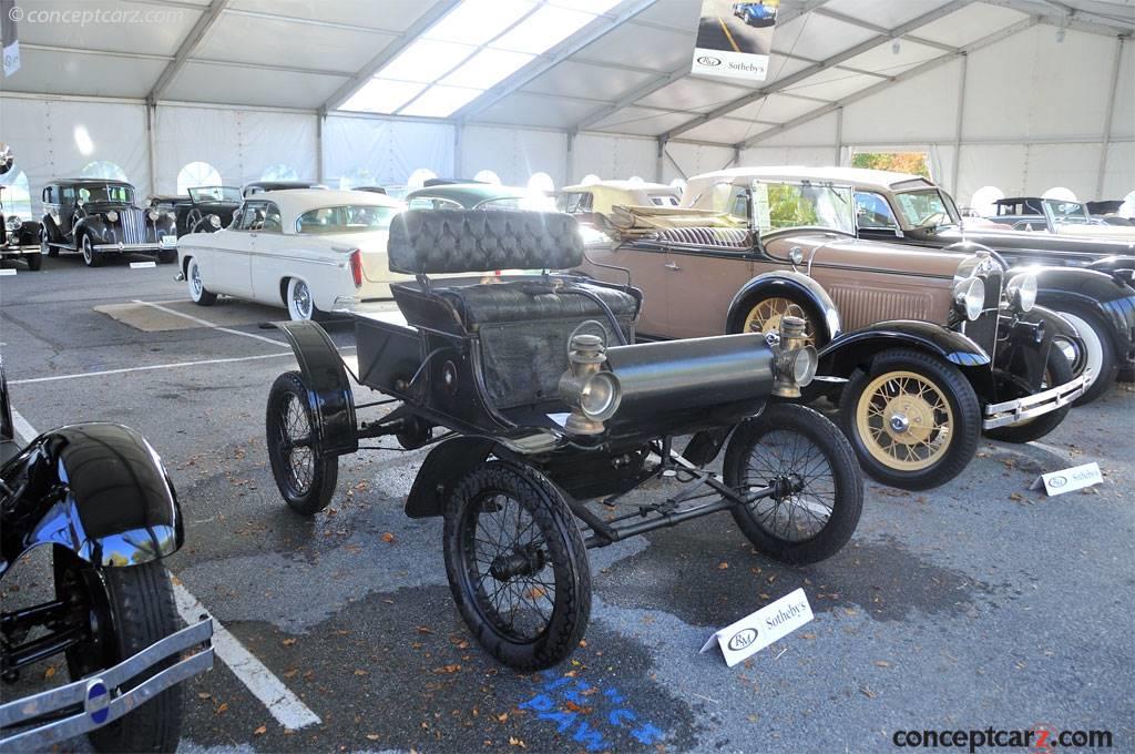 1902 Oldsmobile Model R Curved Dash