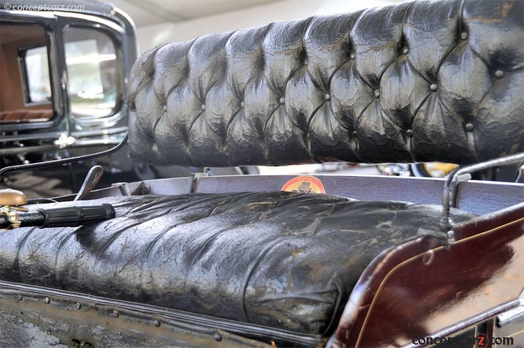 1902 Oldsmobile Model R Curved Dash