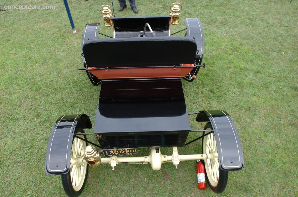 1903 Oldsmobile Model R Curved Dash