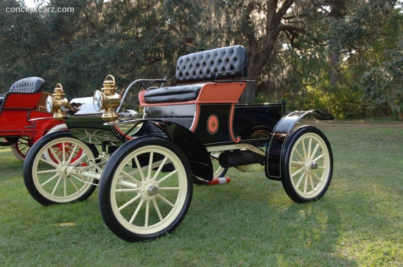1903 Oldsmobile Model R Curved Dash