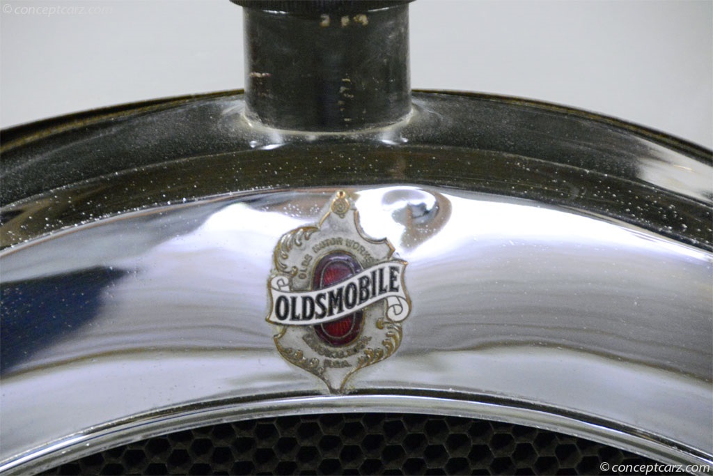 1921 Oldsmobile Model 46
