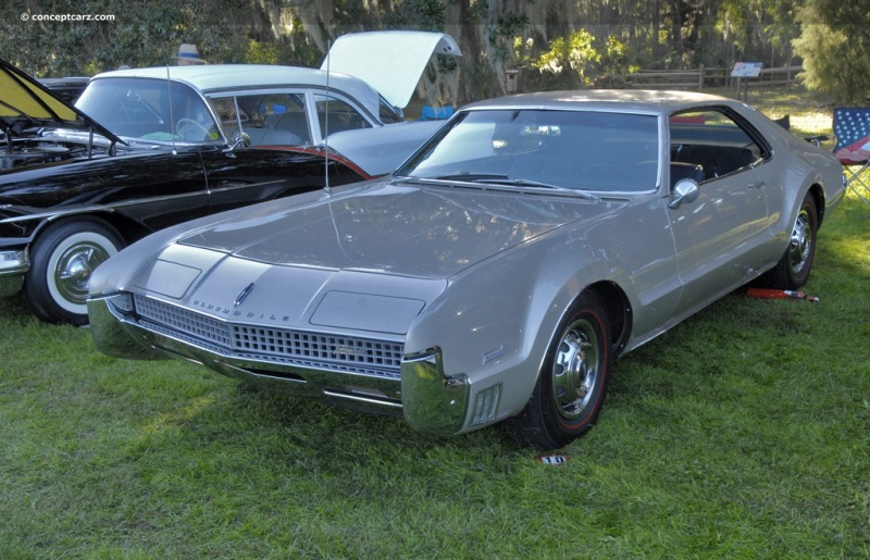 1967 Oldsmobile Toronado