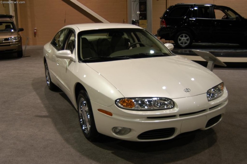 2003 Oldsmobile Aurora