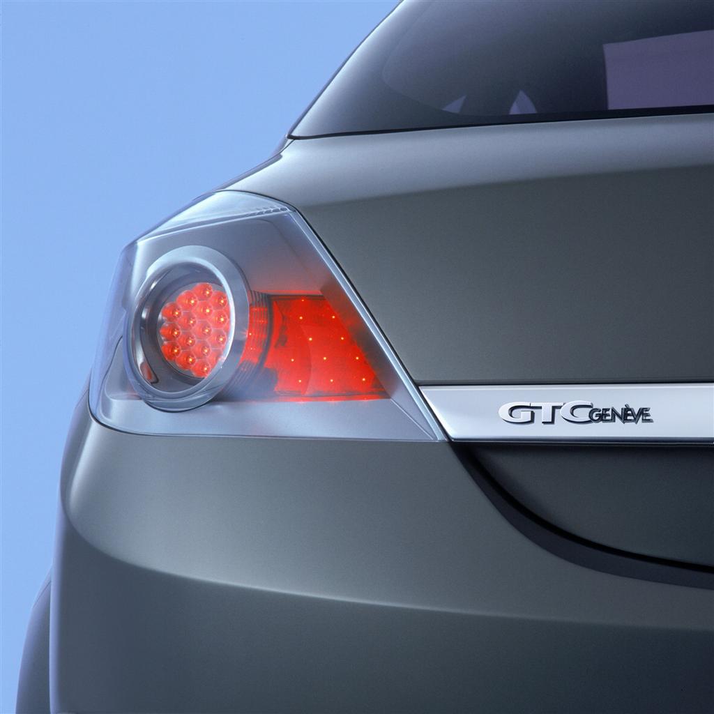 2003 Opel GTC Genève Concept
