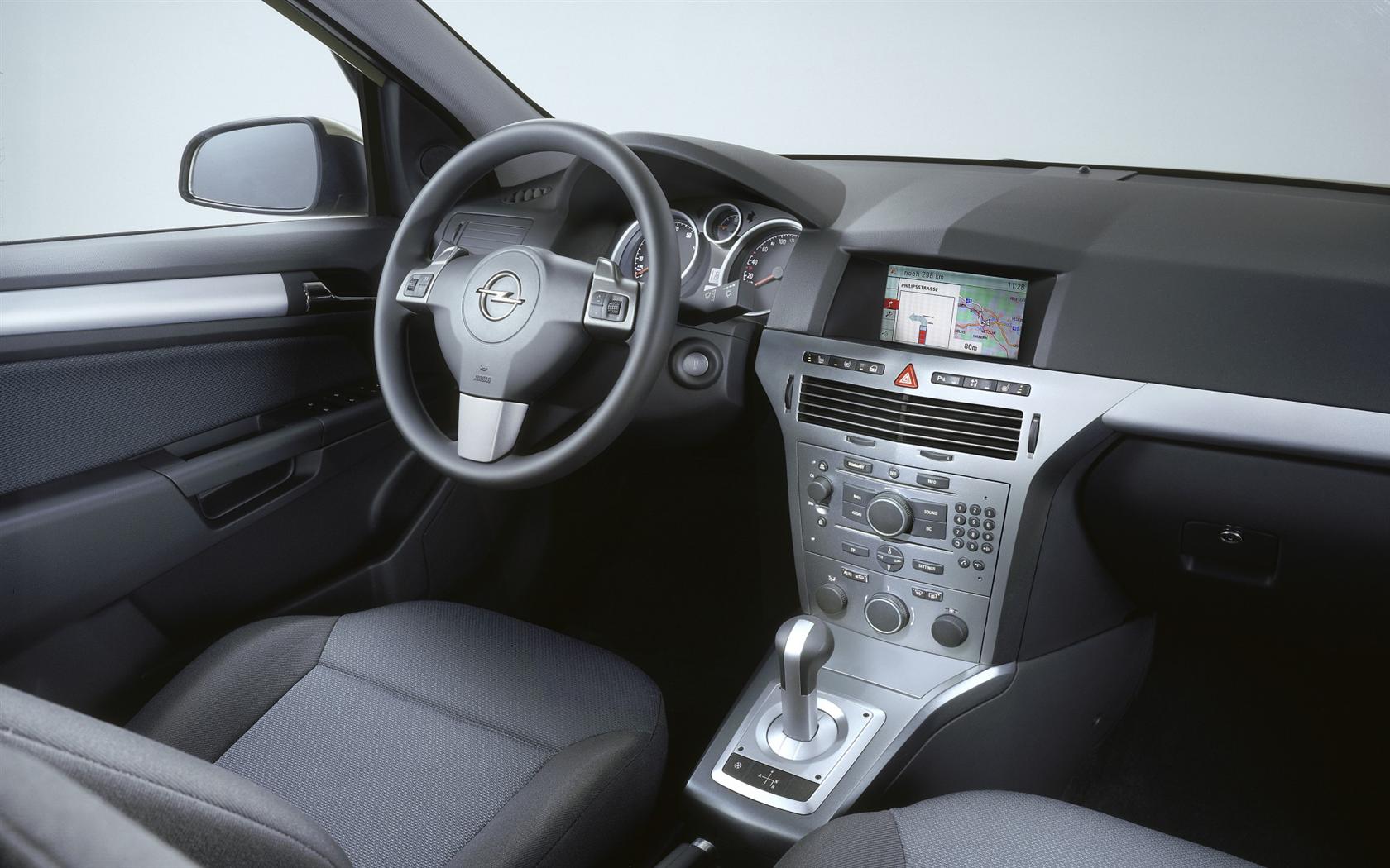 2009 Opel Astra GTC Image. Photo 4 of 52