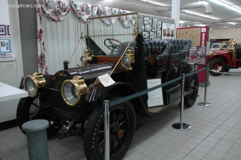 1910 Packard Model Thirty