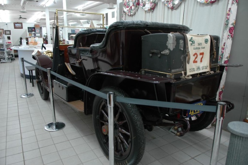 1910 Packard Model Thirty vehicle information