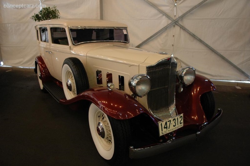 1932 Packard Model 900 Light Eight