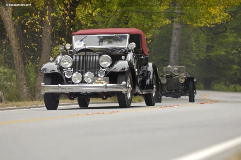 1933 Packard 1005 Twelve
