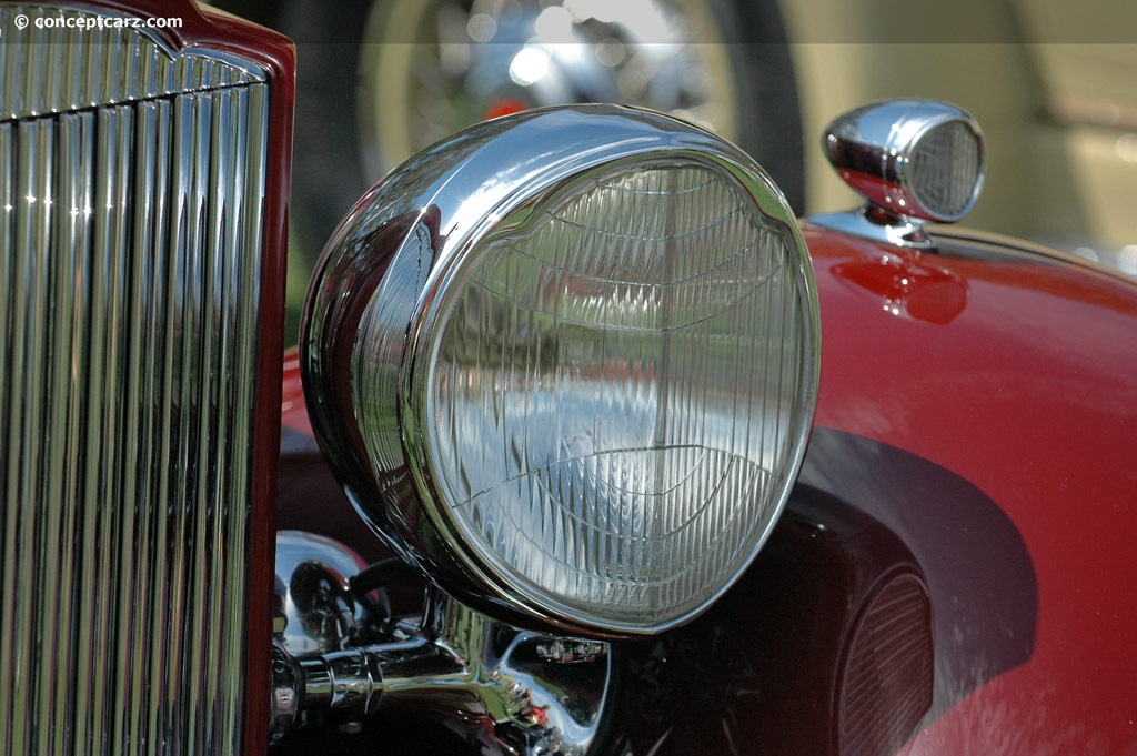 1933 Packard 1004 Super Eight