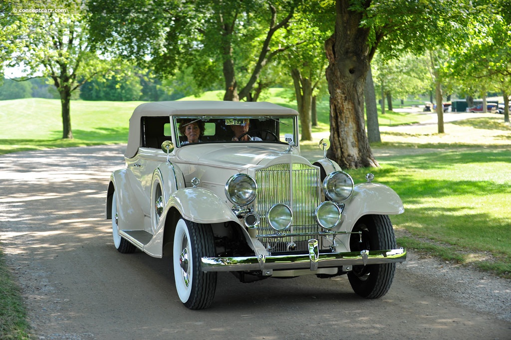 1933 Packard 1002 Eight