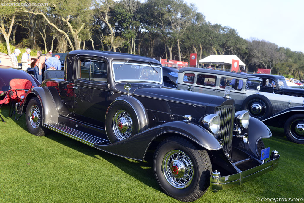 1933 Packard 1005 Twelve