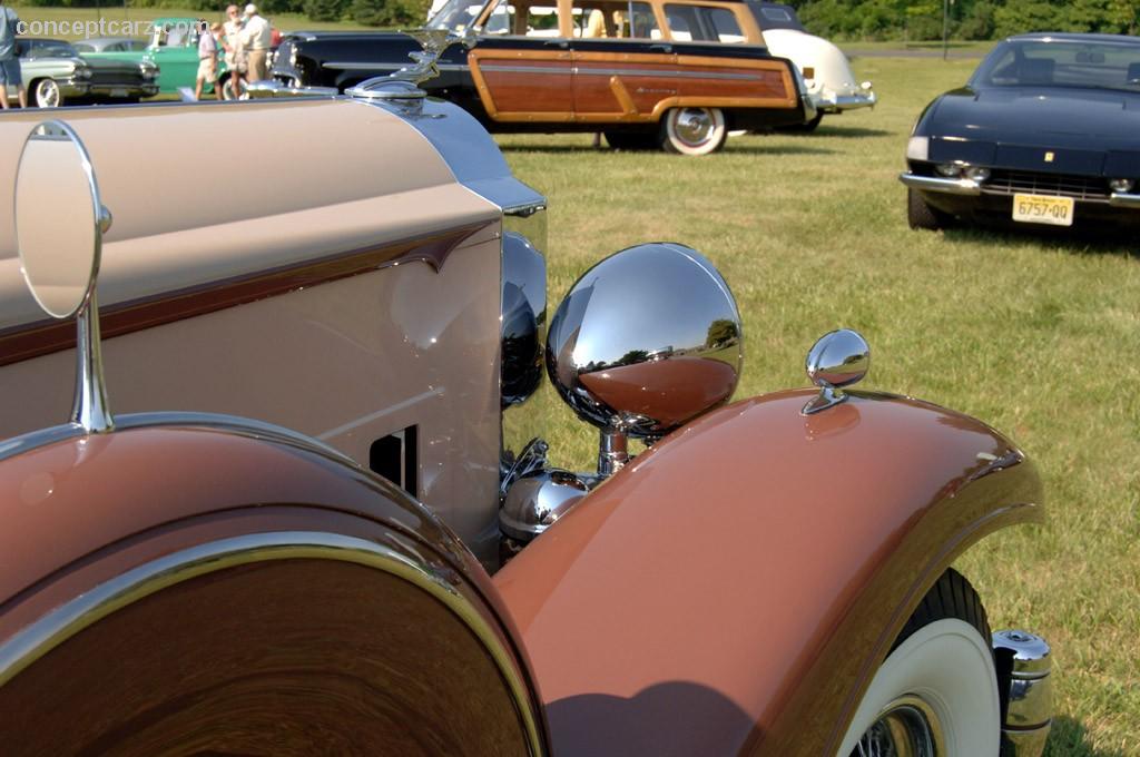 1933 Packard 1006 Twelve