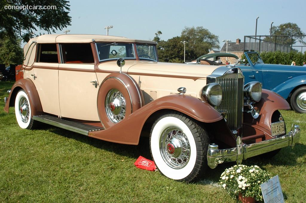 1933 Packard 1006 Twelve