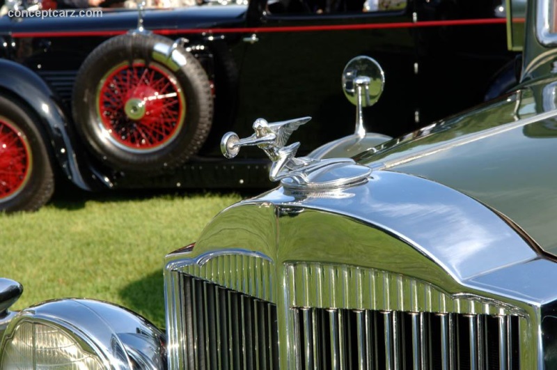 1933 Packard 1005 Twelve