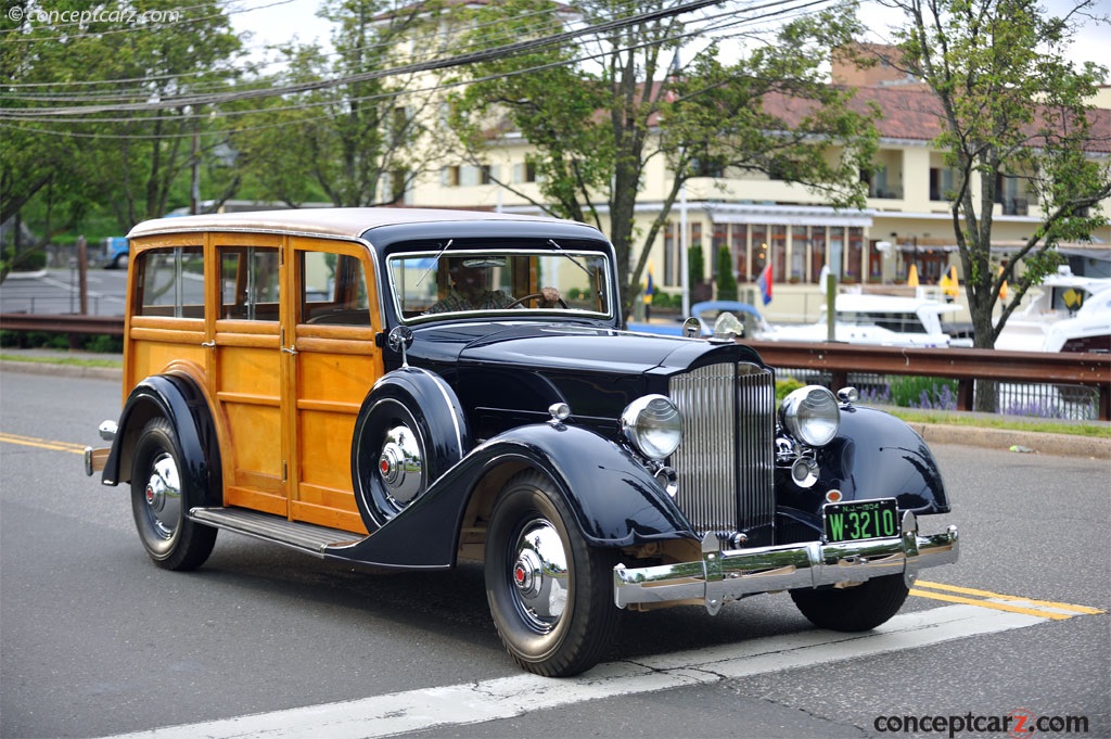 1934 Packard 1101 Eight