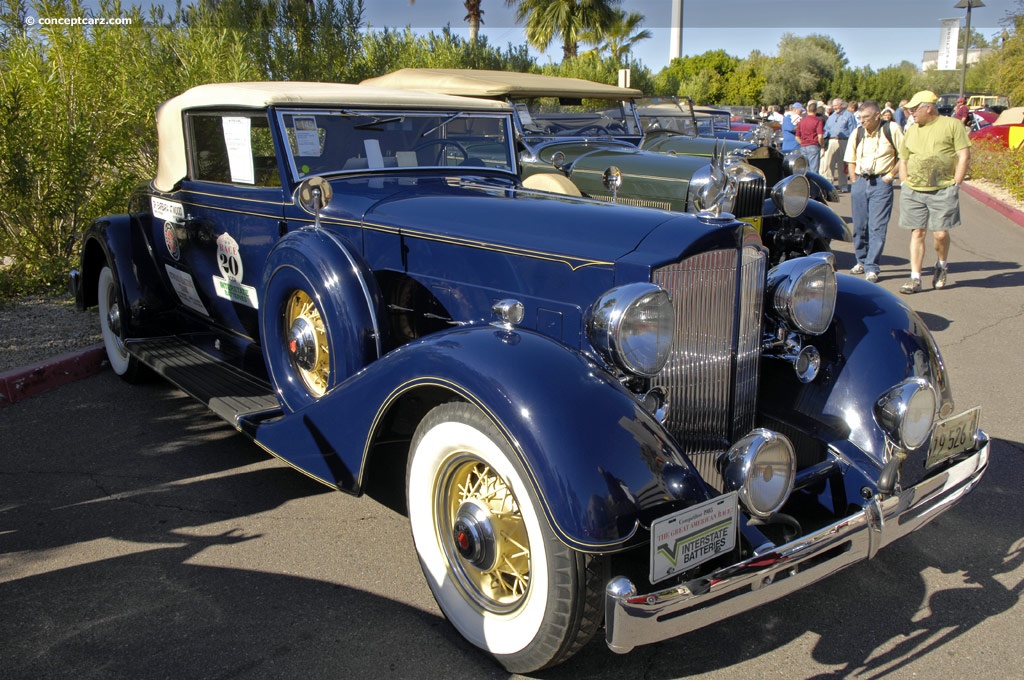 1934 Packard 1104 Super Eight