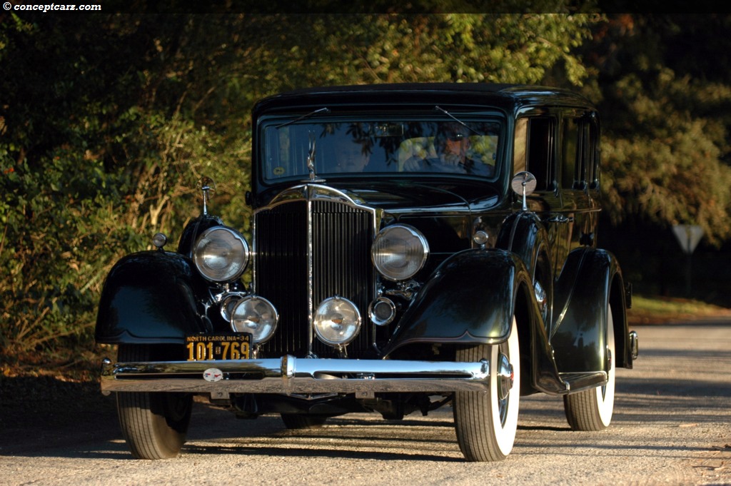 1934 Packard 1100 Eight