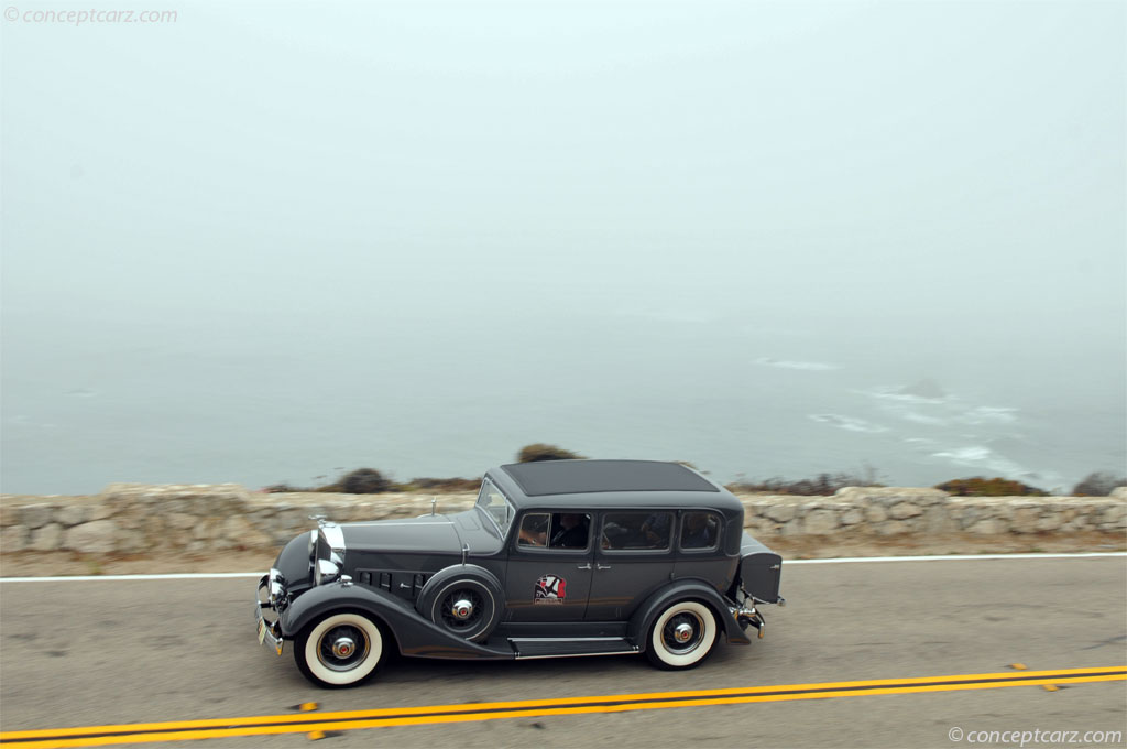 1934 Packard 1100 Eight