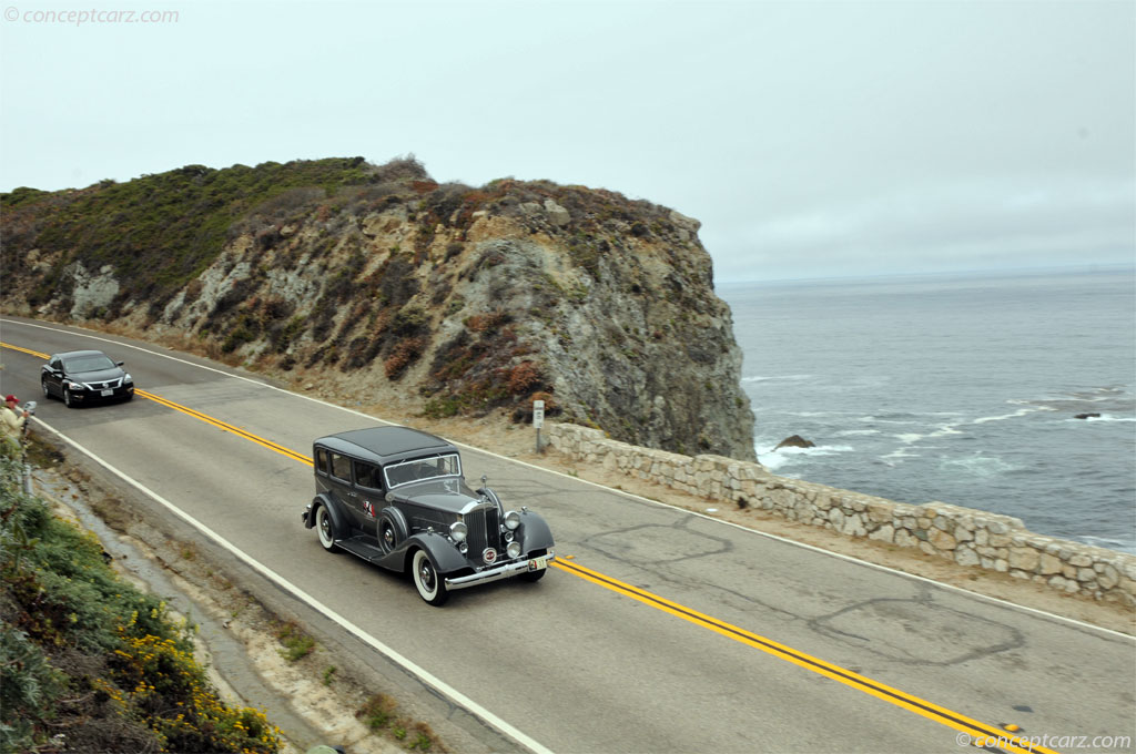 1934 Packard 1100 Eight