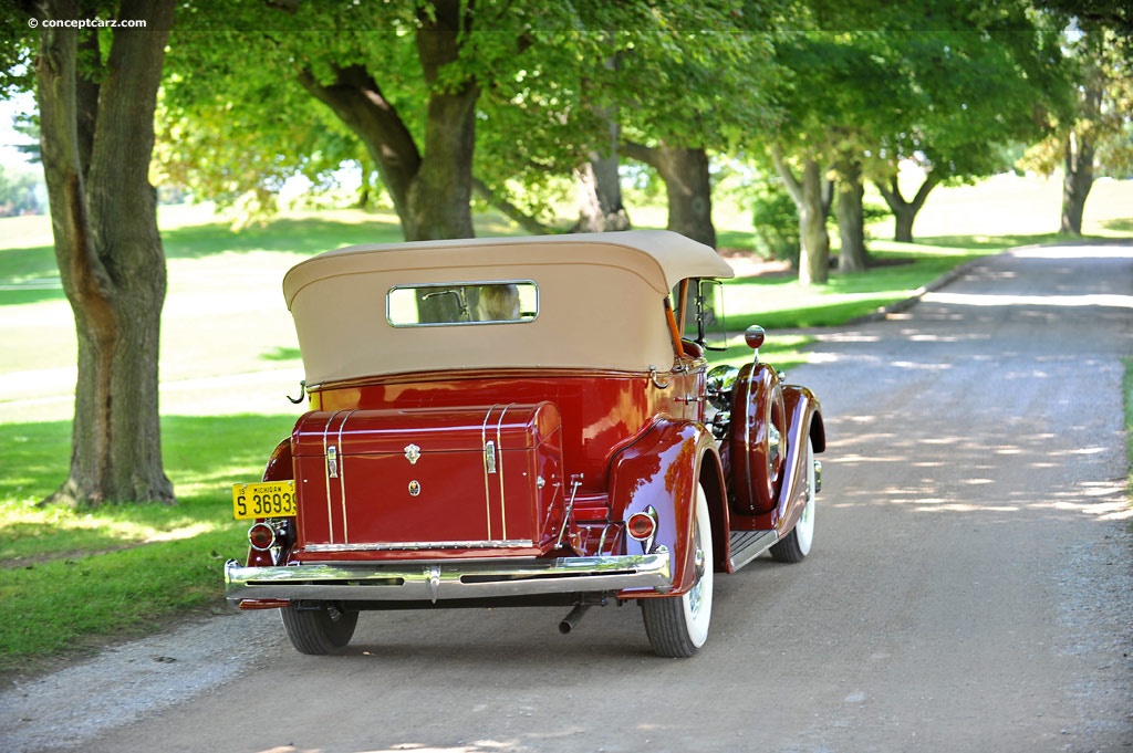 1934 Packard 1104 Super Eight