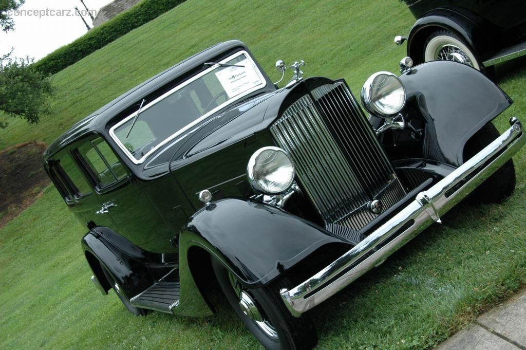 1934 Packard 1101 Eight