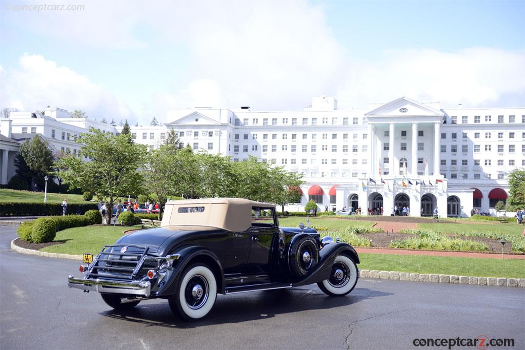 1934 Packard 1104 Super Eight