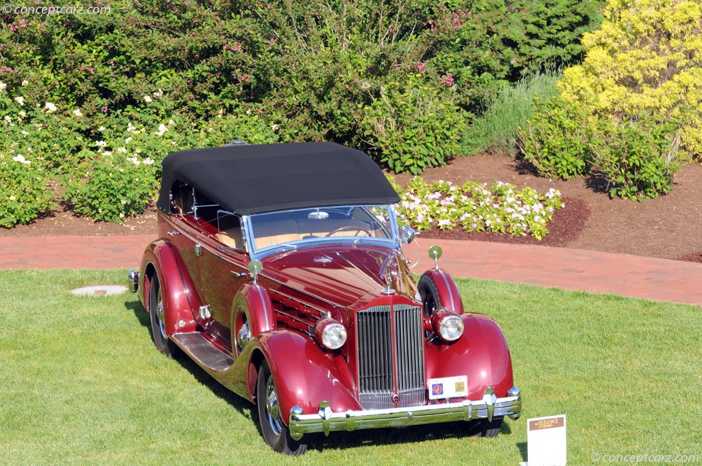 1935 Packard Twelve