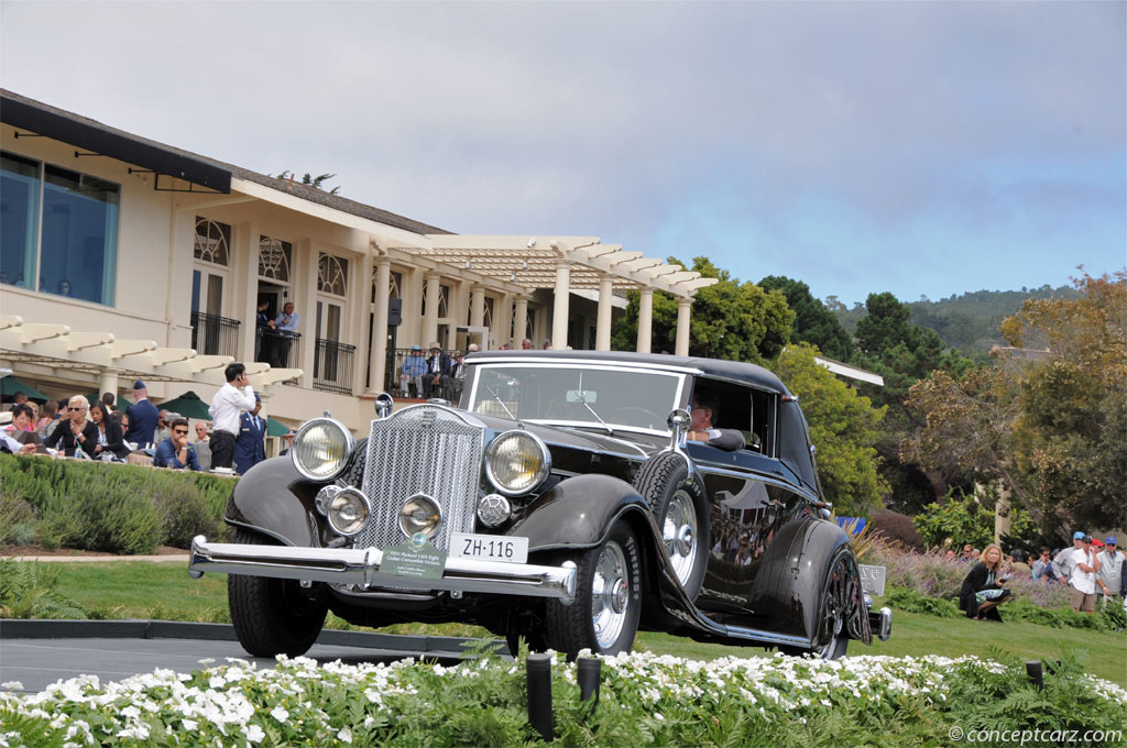 1935 Packard 1201 Eight