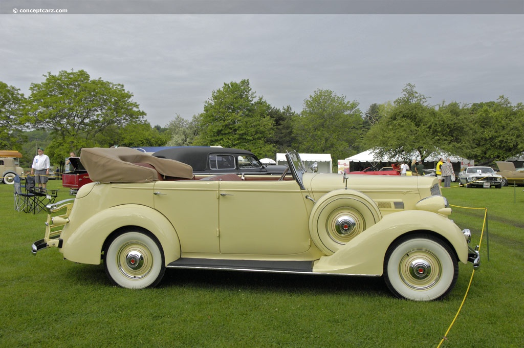 1936 Packard One Twenty