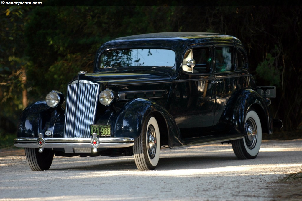 1936 Packard One Twenty